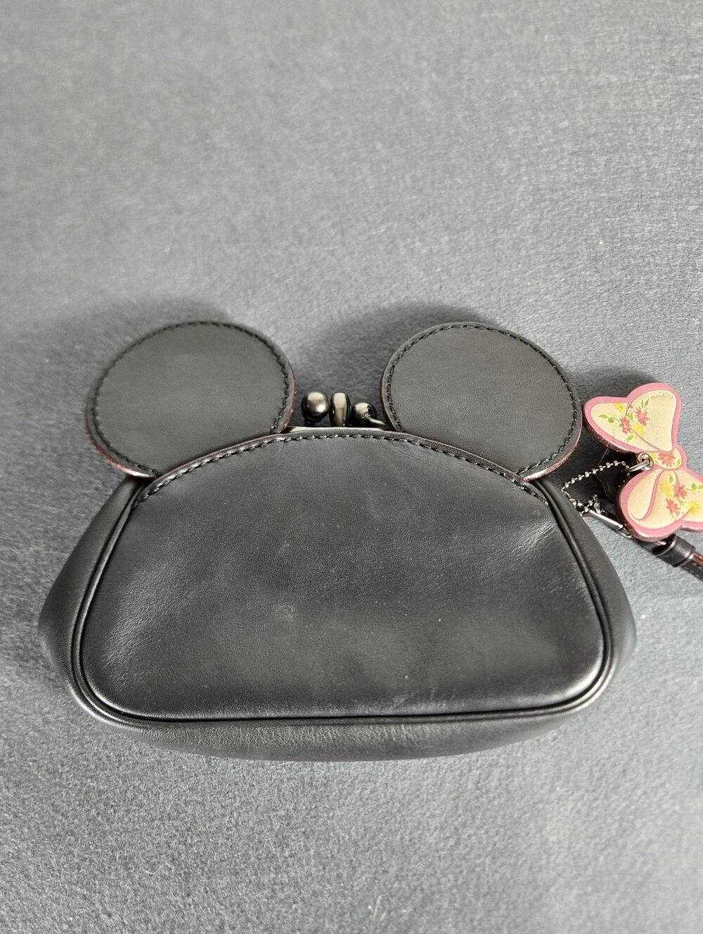 Coach wristlet smooth